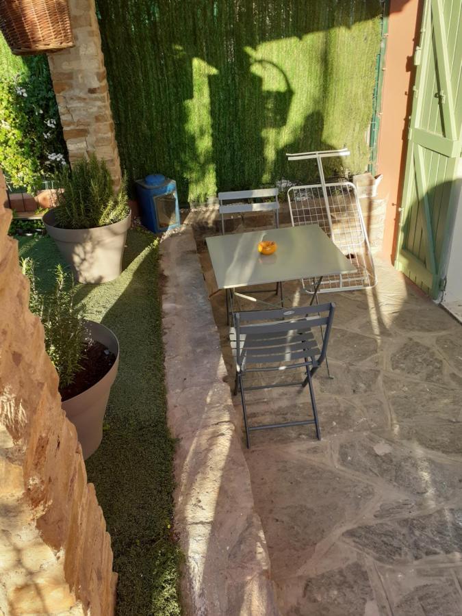 Villa Le Petit Atelier Bormes-les-Mimosas Exterior foto
